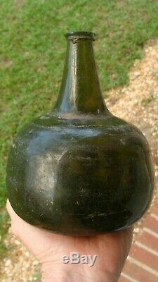 1700's BLACK GLASS ONION PIRATE GIN BOTTLE 12