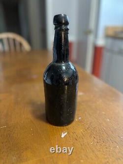 1800s BLACK GLASS PONTIL WITH UNIQUE TOP