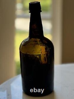 1830s ENGLISH BLACK GLASS BOTTLE GREAT CONDITION ANTIQUE