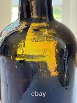 1830s ENGLISH BLACK GLASS BOTTLE GREAT CONDITION ANTIQUE