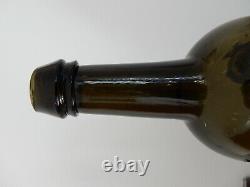 All Souls Common Room (ASCR) circa 1820-30 sealed black glass wine bottle