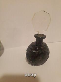 Antique BLACK CUT GLASS INTAGLIO FLORALS CZECH PERFUME BOTTLE withDAUBER