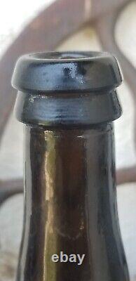 Antique Bottle Cylinder Sealed Black Glass DRY SACK WILLIAM & HUMBERT