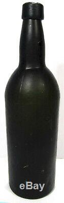 Antique C W & Co Black Glass Wine Bottle 3 Part Mold 28.5 cm / 11¼