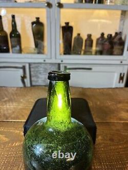 Antique Mid-1700's Black Glass English/Dutch Mallet Bottle 8 Tall 4 Wide