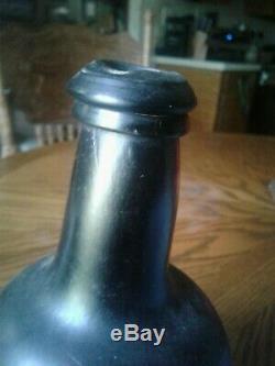 Antique c. 1780 Black Glass Rum Bottle with Sand Pontil NICE CONDITION, Lg. 8 1/2