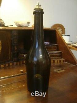 Circa 1840 Black Glass Antique Pontil Wine Mallet Bottle Stunning condition