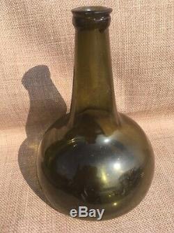 Early 18th Century Dutch Black Glass Onion Wine Bottle