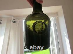 Excellent Condition N Tremewan 1785 Squat Cylinder Black Glass Wine Bottle