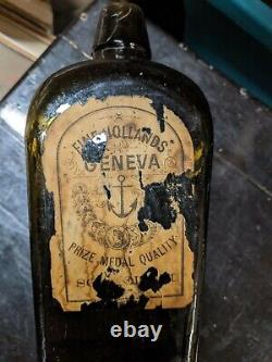 Fine Holland's Geneva Gin Bottle Green Black Glass