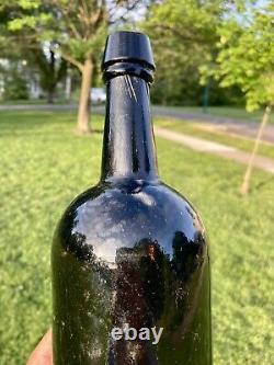 John Walker Brewery Cincinnati Ohio Black Glass Ale Porter Bottle Hemingraymint