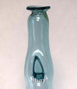 LATE 18th EARLY 19th CENTURY EUROPEAN BLOWN GLASS KUTTROLF SERVING BOTTLE