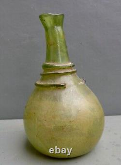 Nice Antique green glass bottle, Islamic Middle East 17th. 18th. C