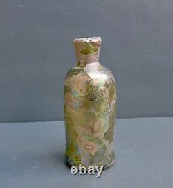 Nice Antique green glass medicine bottle, Dutch early 17th century