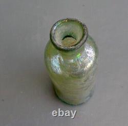 Nice Antique green glass medicine bottle, Dutch early 17th century