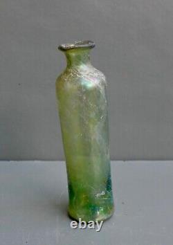 Nice Antique green glass medicine bottle, Dutch, mid. 17th century