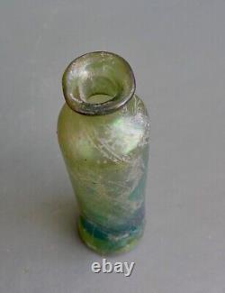 Nice Antique green glass medicine bottle, Dutch, mid. 17th century