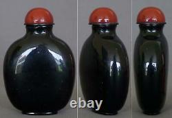 Nice Chinese 19th Century Qing Dynasty Black Glass Snuff Bottle