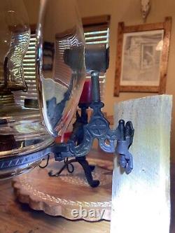 Plume and Atwood mercury glass reflector oil lamp Cast-iron swivel arm, Bracket