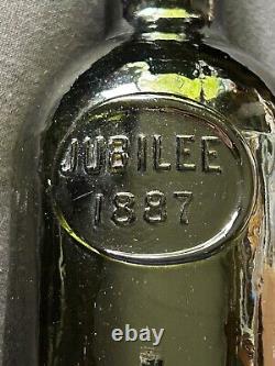 Queen Victoria 1887 Jubilee seal bottle, ex Hubbard