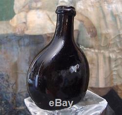 SMALL ANTIQUE FRENCH BLACK GLASS ALCOHOL ARMAGNAC BOTTLE 18th PONTIL SCARE 3