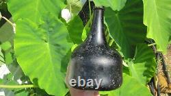 Transitional Mallet English Colonial Black Glass Wine Bottle from 1710-1720