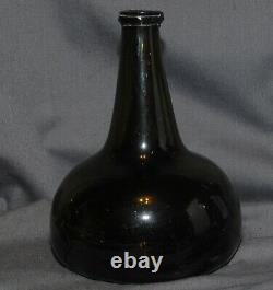 Very desirable premium quality Dutch black glass ONION bottle ca. 1700s