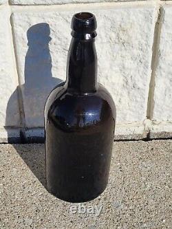 Vintage Colonial GLASS EARLY RUM BOTTLE amber brown HINT PONTIL CRUDE 1790-1820