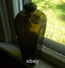 W. Hasekamp Sasa Bird Pictorial Case Gin Bottle Applied Shoulder Seal Dk Green